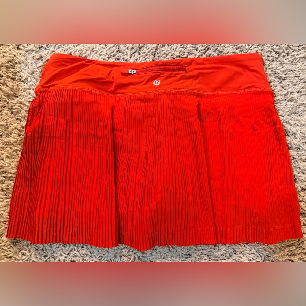 lululemon red pleated tennis skirt - NWOT